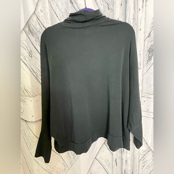 Made in Italy Black Oversized Turtleneck Top - Picture 4 of 5